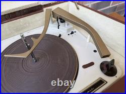 Vintage 1958 Voice of Music V-M Portable Record Player Model 1281 WORKS
