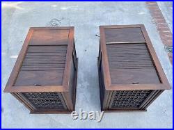 Vintage 1967 Magnavox Micromatic Record Player Tuner End Table Stereo Cabinets