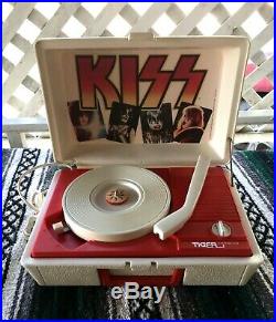 Vintage 1978 Kiss Record Player Phonograph Turntable