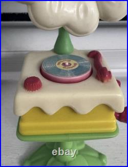 Vintage 1980's Strawberry Shortcake Berry Home Record Player