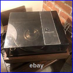 Vintage 60s Vinyl Record Player Magnavox Micromatic 4 Speed 2k8888 Walnut Finish