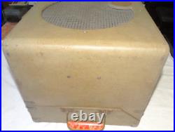Vintage CALIFONE 16VP2-9 Portable Record PlayerYale School Of MusicJensen P12S Vintage CALIFONE 16VP2-9 Portable Record PlayerYale School Of MusicJensen P12S