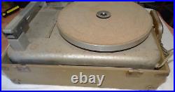 Vintage CALIFONE 16VP2-9 Portable Record PlayerYale School Of MusicJensen P12S Vintage CALIFONE 16VP2-9 Portable Record PlayerYale School Of MusicJensen P12S