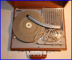 Vintage Capri 333 Record Player Phonograph in Duosonic Box