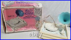 Vintage Holly Hobby Old Fashioned Phonograph Record Player For Parts/Repair