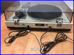 Vintage Kenwood KD-2055 Belt Drive Stereo Turntable Record Player READ