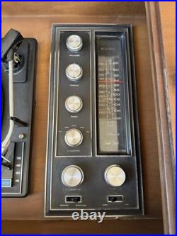 Vintage MCM 1970s Sylvania Solid State FM/AM Stereo Record Player Console NICE