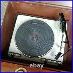 Vintage Magnavox AM Radio Tube Amp Record Player Model 265C MCM Atomic Console