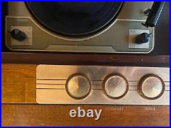 Vintage Magnavox Model TP262 B Phonograph Record Vinyl Player Retro 1950's READ