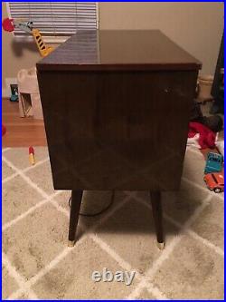 Vintage Mid Century Modern Morse Solid State Record Player Wood Cabinet Speaker