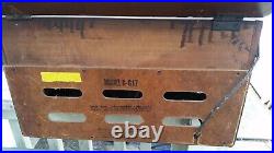 Vintage Olympic Tru-Base Tube AM radio phonograph Record player model 6-617