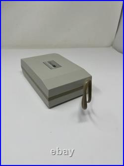 Vintage Philco Ford Portable 45 RPM Vinyl Record Player Turns On & Spins