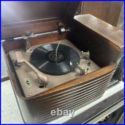 Vintage Philco Tube Radio Phonograph Model 48-1256 with record player Wood Case Vintage Philco Tube Radio Phonograph Model 48-1256 with record player Wood Case