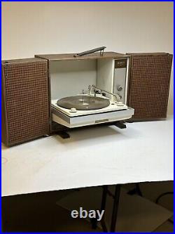 Vintage Portable Zenith Solid State Stereo Record Player Antique WORKS READ