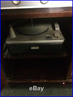 Vintage RCA Victor Console AM/FM Stereo & Record Player