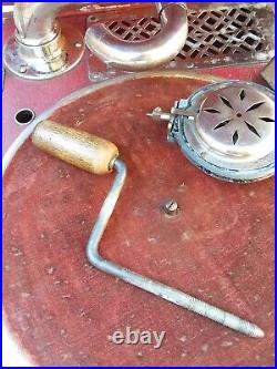 Vintage ROXY Portable Hand Crank Phonograph Record Player in Working Condition