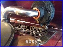 Vintage ROXY Portable Hand Crank Phonograph Record Player in Working Condition