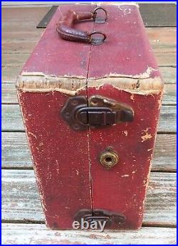 Vintage ROXY Portable Hand Crank Phonograph Record Player in Working Condition