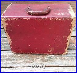 Vintage ROXY Portable Hand Crank Phonograph Record Player in Working Condition