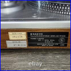 Vintage SANYO TP1030 TURNTABLE RECORD PLAYER Auto/Direct Drive Wood Grain