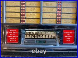 Vintage Seeburg M100C Happy Days Jukebox Restored 45 rpm Record Player Chicago