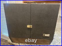 Vintage Silverton 8238 Phonograph record Player