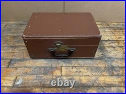 Vintage Silvertone Suitcase Record Phonograph Player 33 45 78 RPM with AM Radio