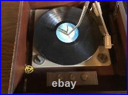Vintage Tv/record Player 50-60's Non Working Pick Up Only From Nottingham MD