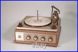 Vintage V-M Voice of Music Tube Stereo Record Player Model 357 Nicely Restored Vintage V-M Voice of Music Tube Stereo Record Player Model 357 Nicely Restored