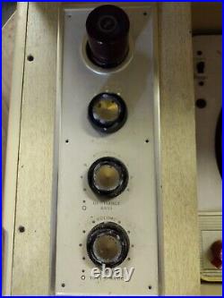 Vintage Voice of Music V-M Model 562 Hi/Fi Record Player/Changer