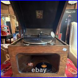 Vintage Wood Cabinet Phonograph Record Player with Horn & Lid, Acoustic Style