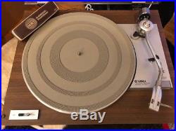 Vintage YAMAHA YP-211 Natural Stereo Sound Belt Driven Turntable Record Player