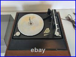 Vintage Zenith C585W Solid State Turntable Record Player with FM Radio READ