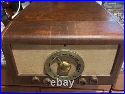 Vintage Zenith Phonograph Cobra Matic Turntable Radio & Record Player VIDEO