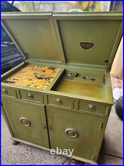 Vintage and Rare Find! Victor Victrola Antique Phonograph Cabinet Record Player