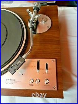 Vintage turntable Pioneer PL-530 DD Full Auto record player. With Accessories