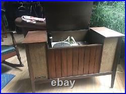 Vtg Mid-Century GE Hi-Fi Record Radio Console RC3110A Record Player Works NICE
