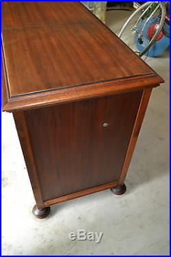 Vtg Zenith Cobra Matic Record Player AM radio Wood Console Tube Stereo Cabinet