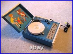 WINNIE THE POO RECORD PLAYER DISCO POO LIGHTS UP FROM SEARS (1960's/1970's)