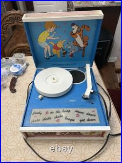 WINNIE THE POO RECORD PLAYER DISCO POO LIGHTS UP FROM SEARS 60's-70's Works