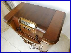 WORKING Antique Philco 1941 41-608 Console Tube SW Radio & Phono Record Player