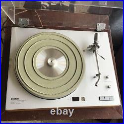 YAMAHA YP-800 Direct Drive Turntable Record Player withShell Confirmed Operation