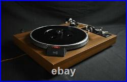Yamaha YP-511 Direct Drive Record Player Turntable in Very Good Condition
