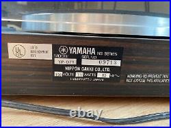 Yamaha YP-D71 Rare Vintage 1975 Record Player Excellent